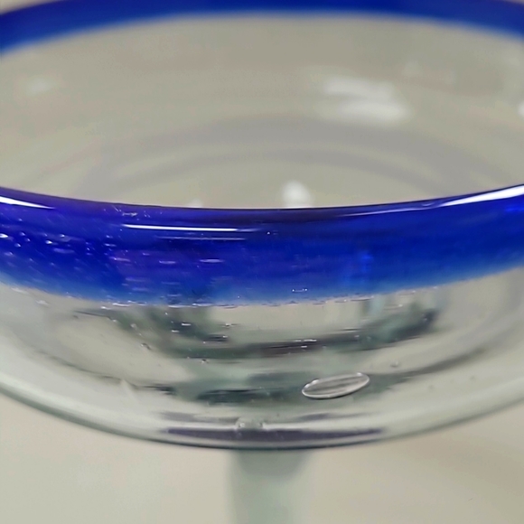 Mexican Hand-blown margarita glass - Picture 3 of 7